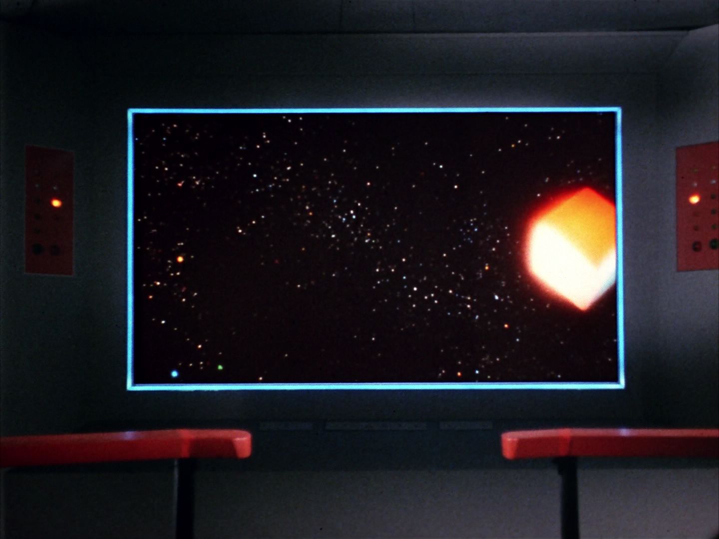 ariane179254_StarTrek_1x10_TheCorbomiteManouver_0160.jpg