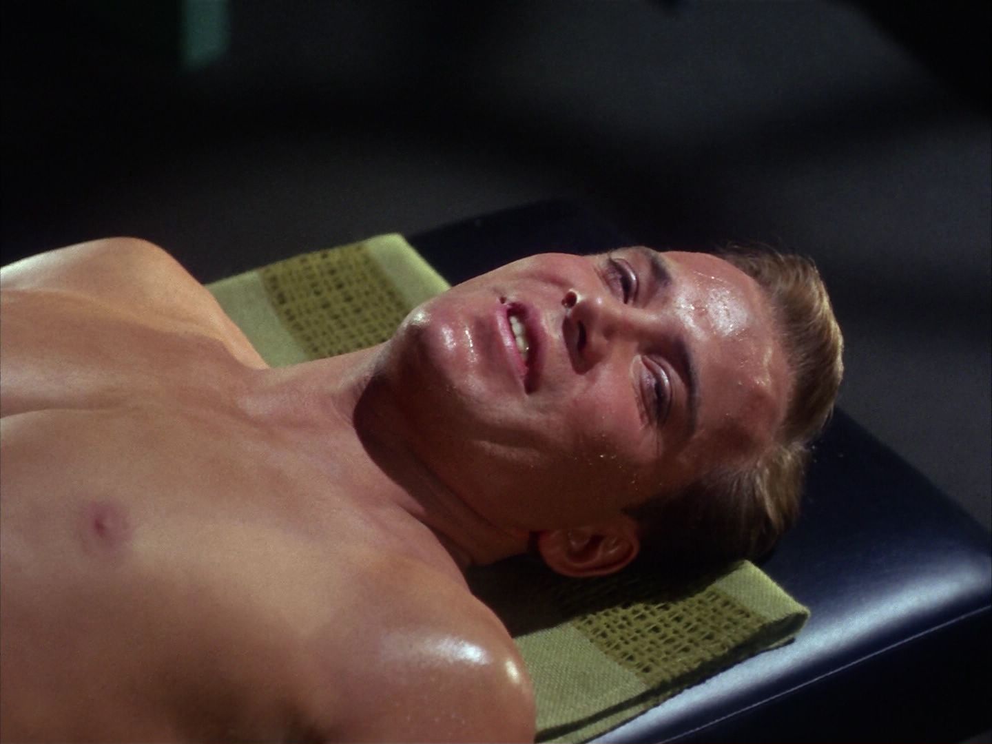 ariane179254_StarTrek_1x10_TheCorbomiteManouver_0285.jpg