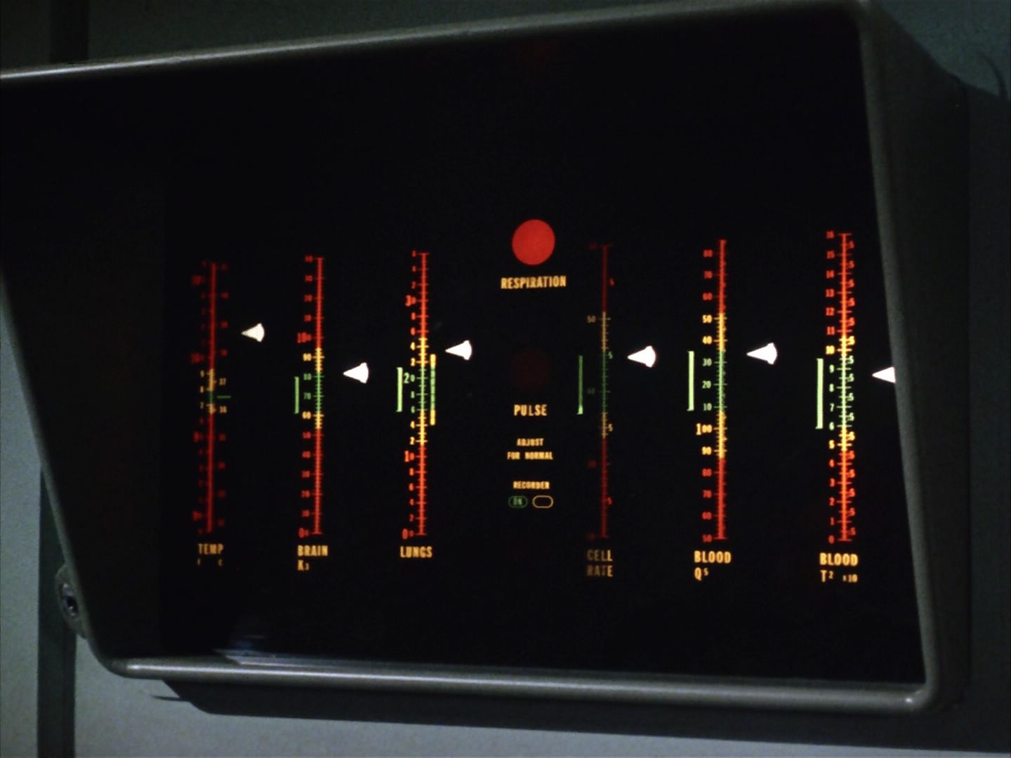 ariane179254_StarTrek_1x10_TheCorbomiteManouver_0313.jpg