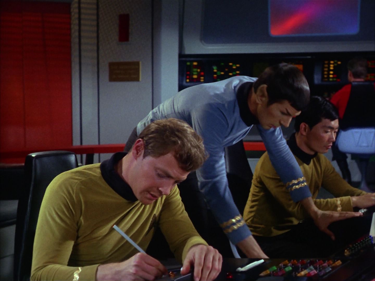 ariane179254_StarTrek_1x10_TheCorbomiteManouver_0449.jpg