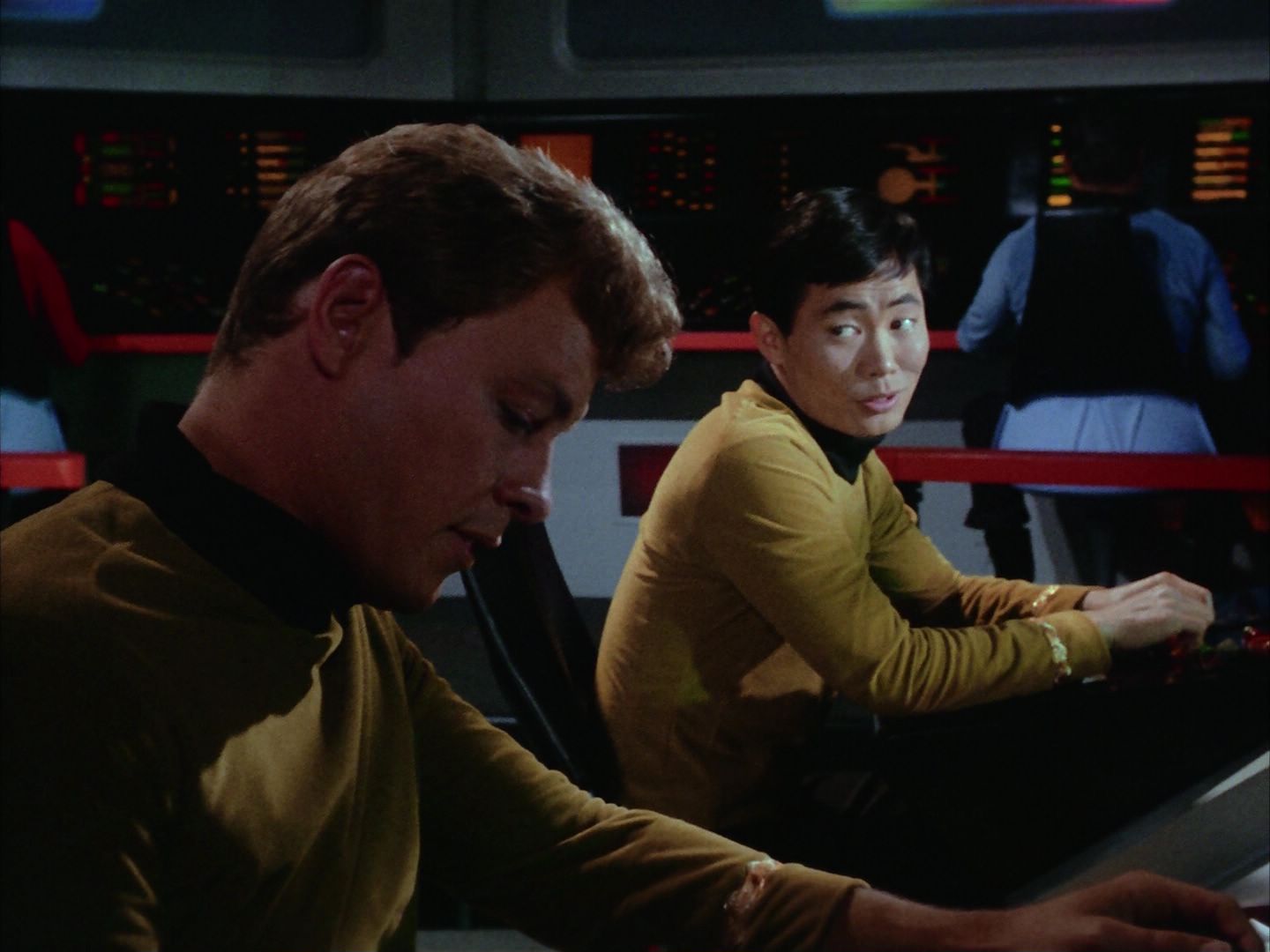 ariane179254_StarTrek_1x10_TheCorbomiteManouver_0469.jpg