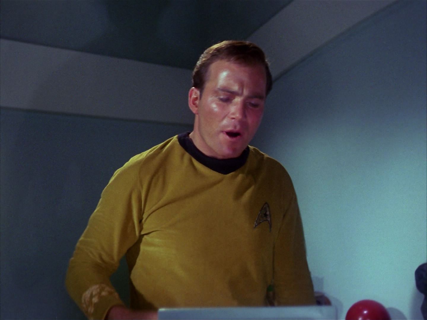 ariane179254_StarTrek_1x10_TheCorbomiteManouver_0486.jpg