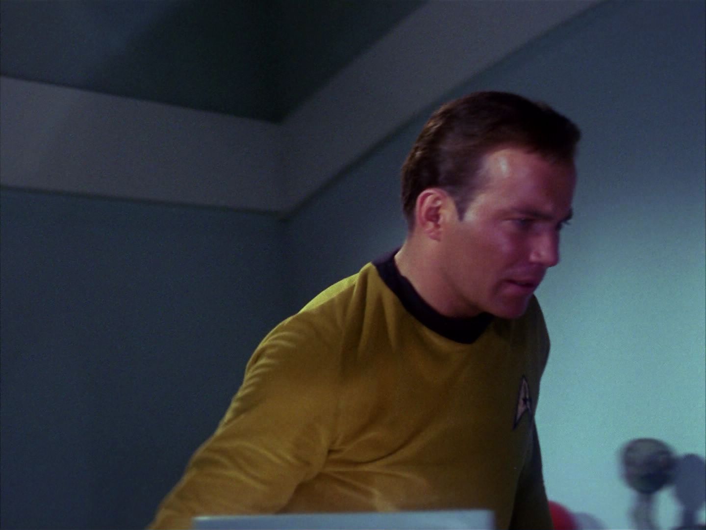ariane179254_StarTrek_1x10_TheCorbomiteManouver_0490.jpg