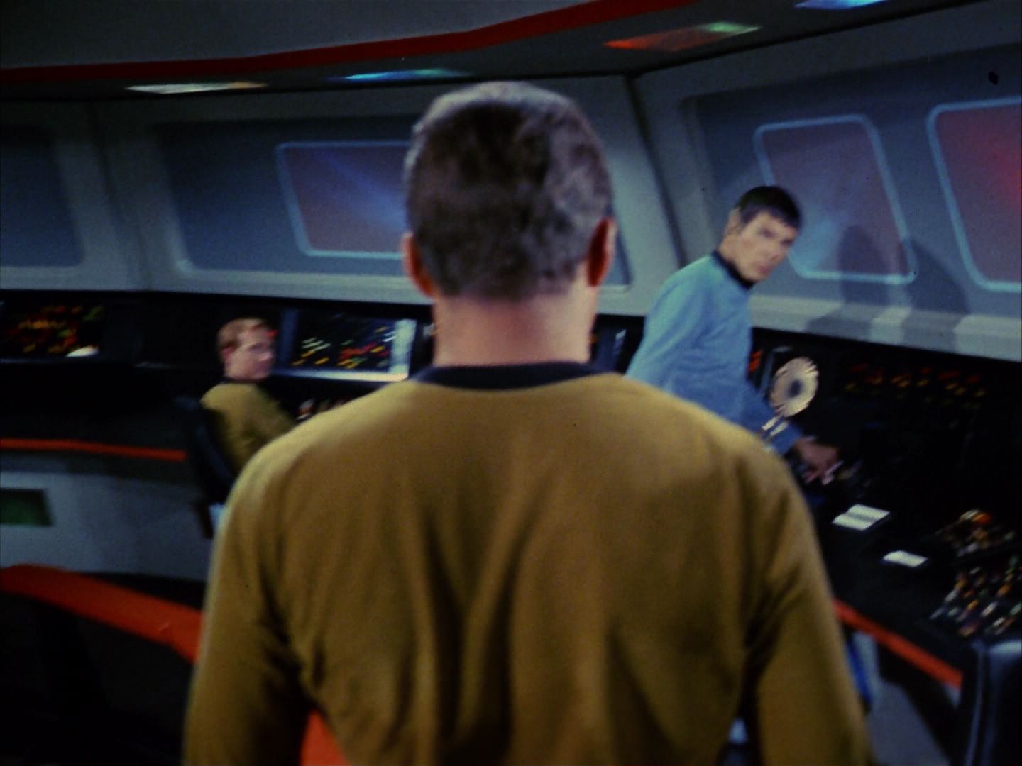 ariane179254_StarTrek_1x10_TheCorbomiteManouver_0517.jpg