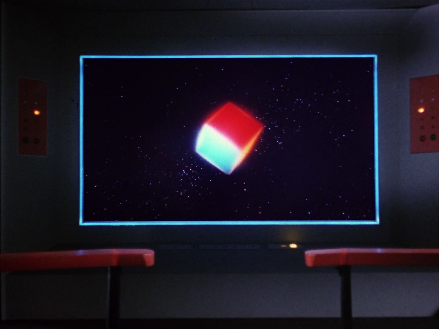 ariane179254_StarTrek_1x10_TheCorbomiteManouver_0569.jpg