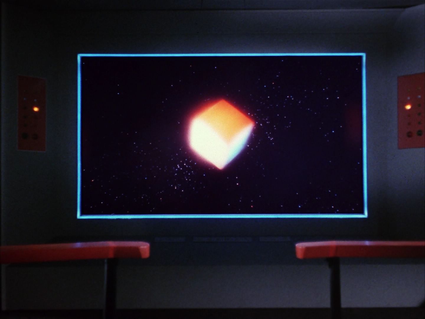 ariane179254_StarTrek_1x10_TheCorbomiteManouver_0570.jpg