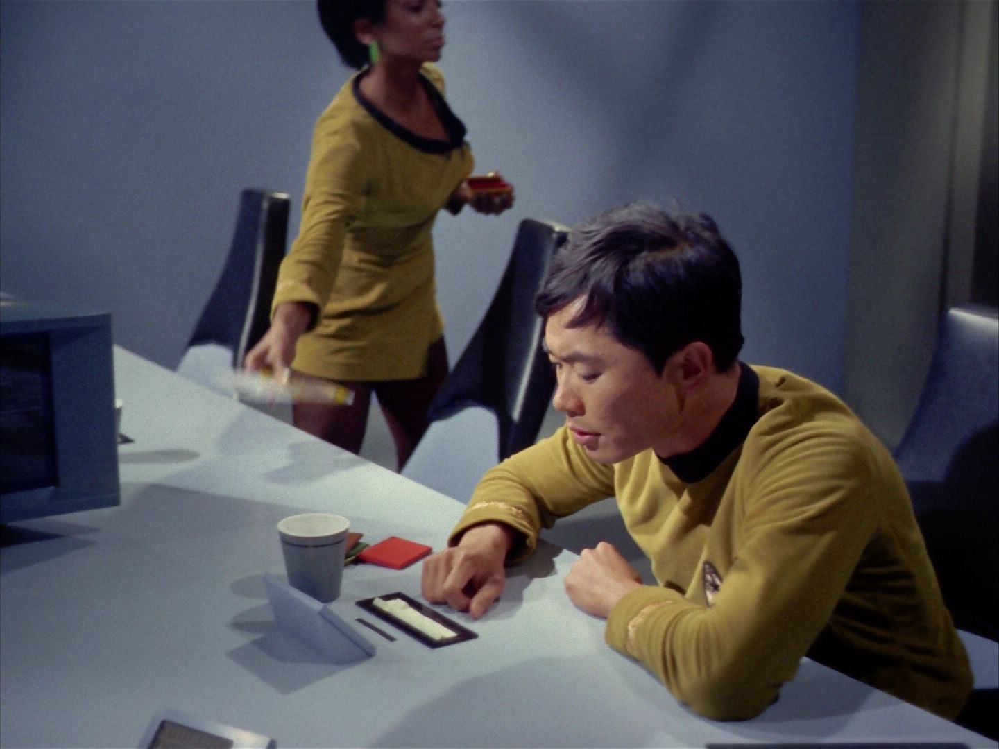 ariane179254_StarTrek_1x10_TheCorbomiteManouver_0680.jpg