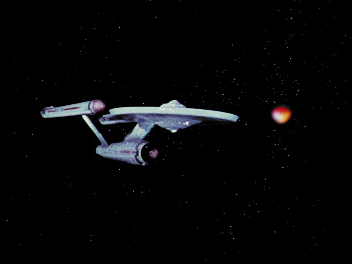 ariane179254_StarTrek_1x10_TheCorbomiteManouver_0688.jpg