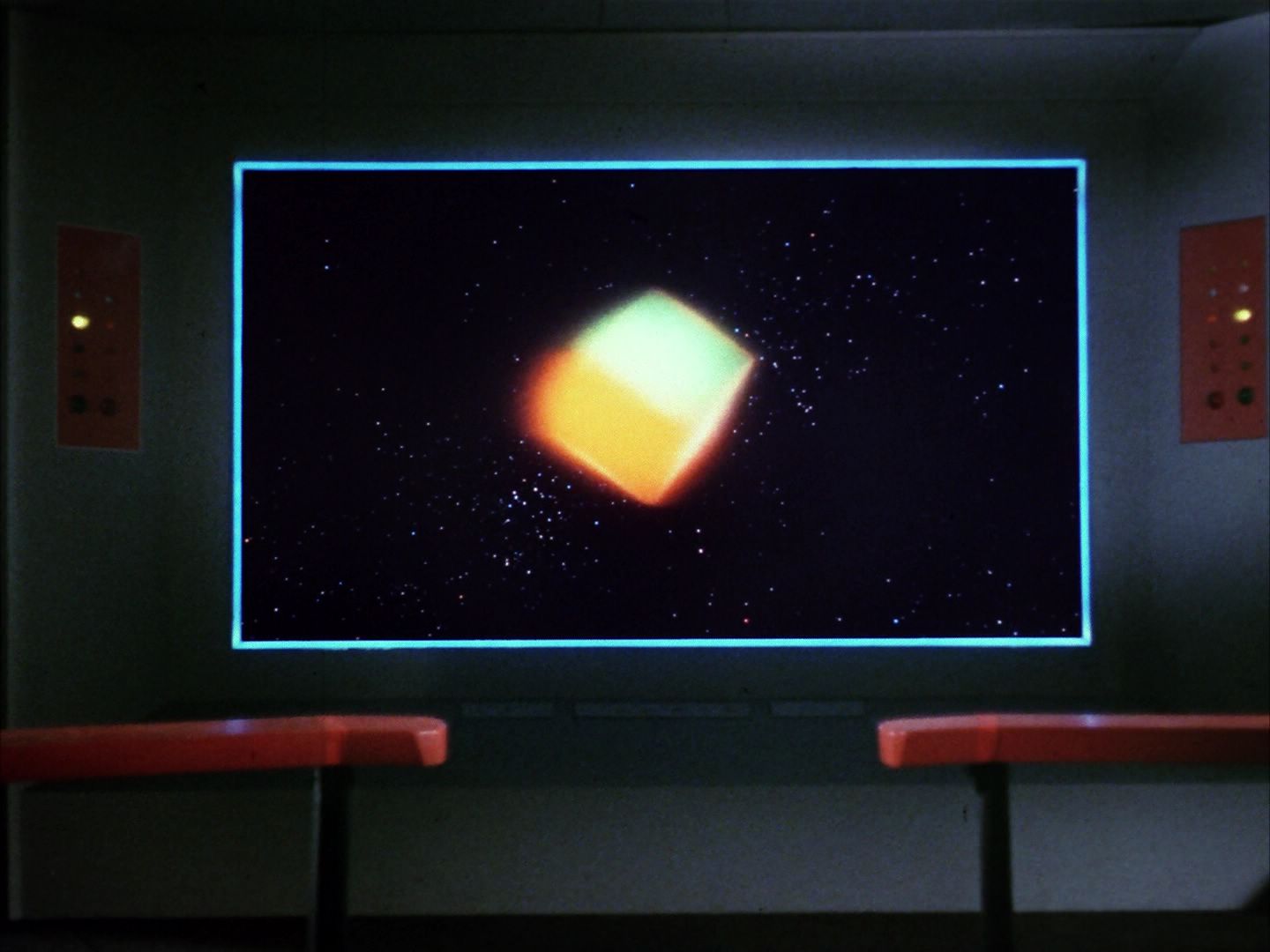 ariane179254_StarTrek_1x10_TheCorbomiteManouver_0697.jpg