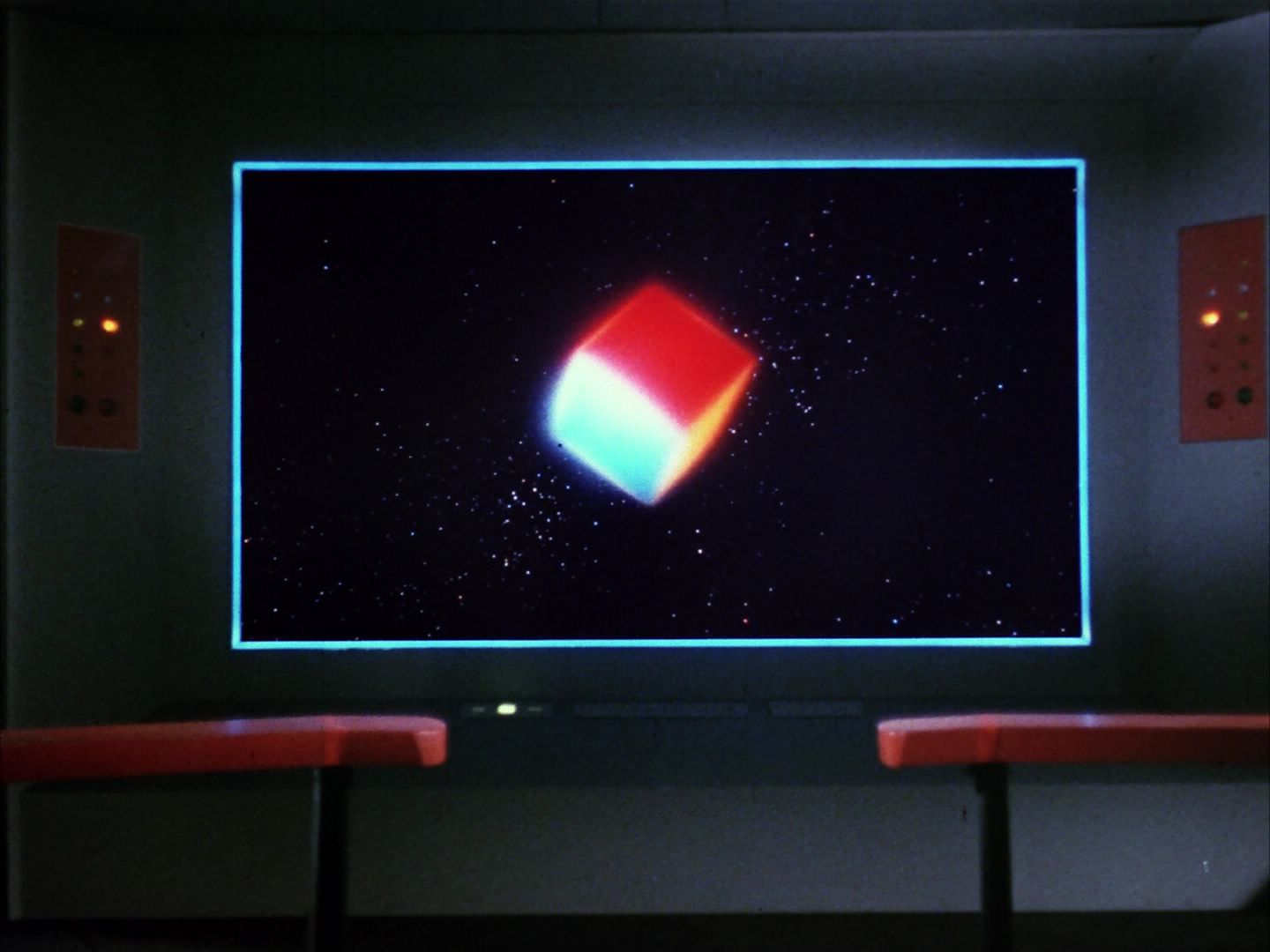 ariane179254_StarTrek_1x10_TheCorbomiteManouver_0698.jpg