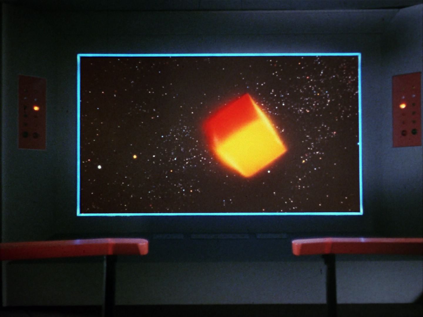 ariane179254_StarTrek_1x10_TheCorbomiteManouver_0730.jpg