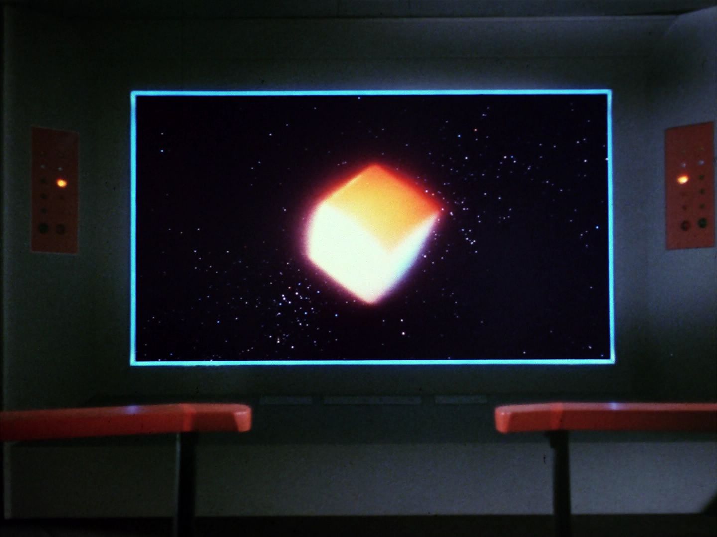 ariane179254_StarTrek_1x10_TheCorbomiteManouver_0761.jpg