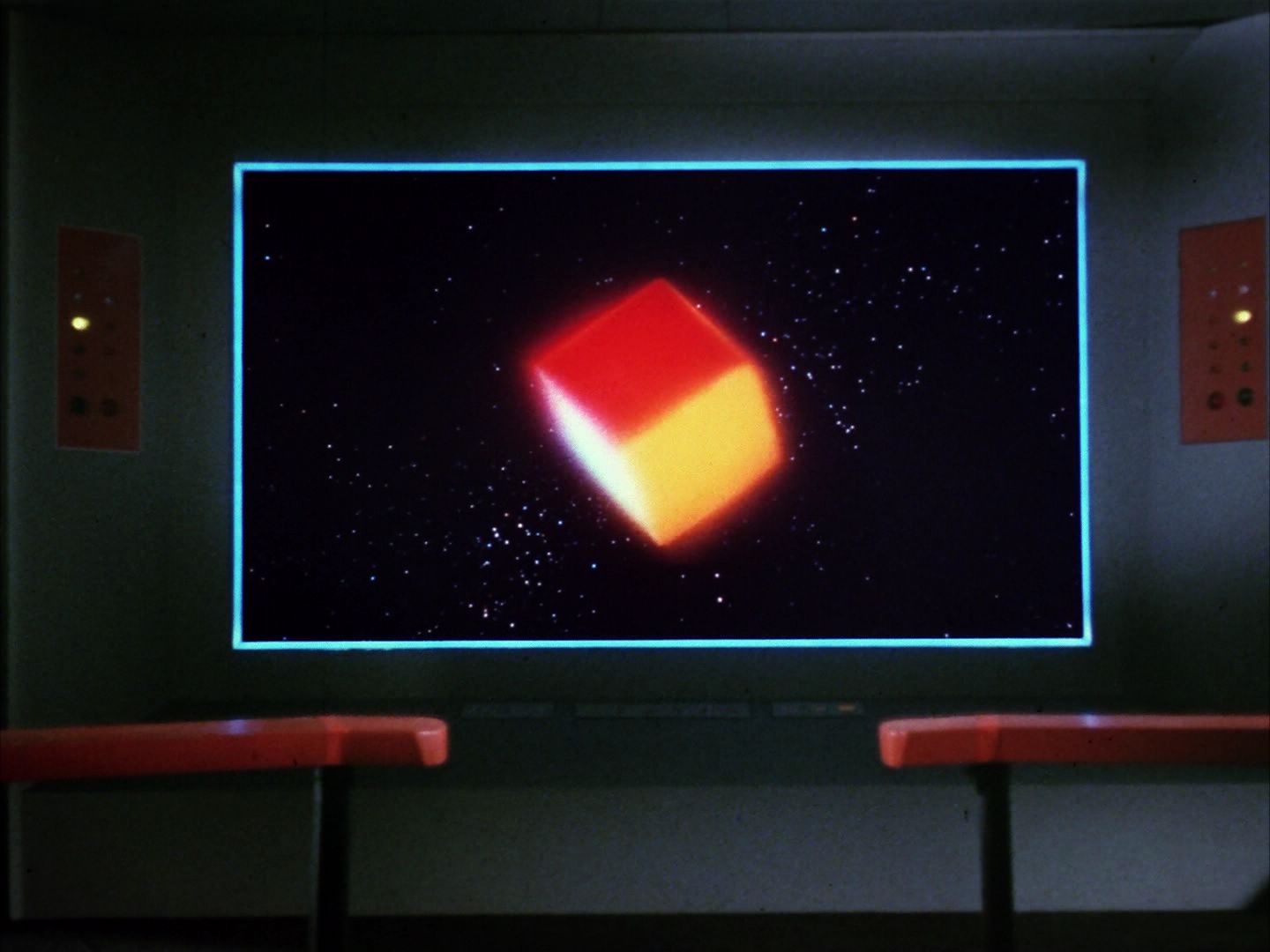 ariane179254_StarTrek_1x10_TheCorbomiteManouver_0766.jpg