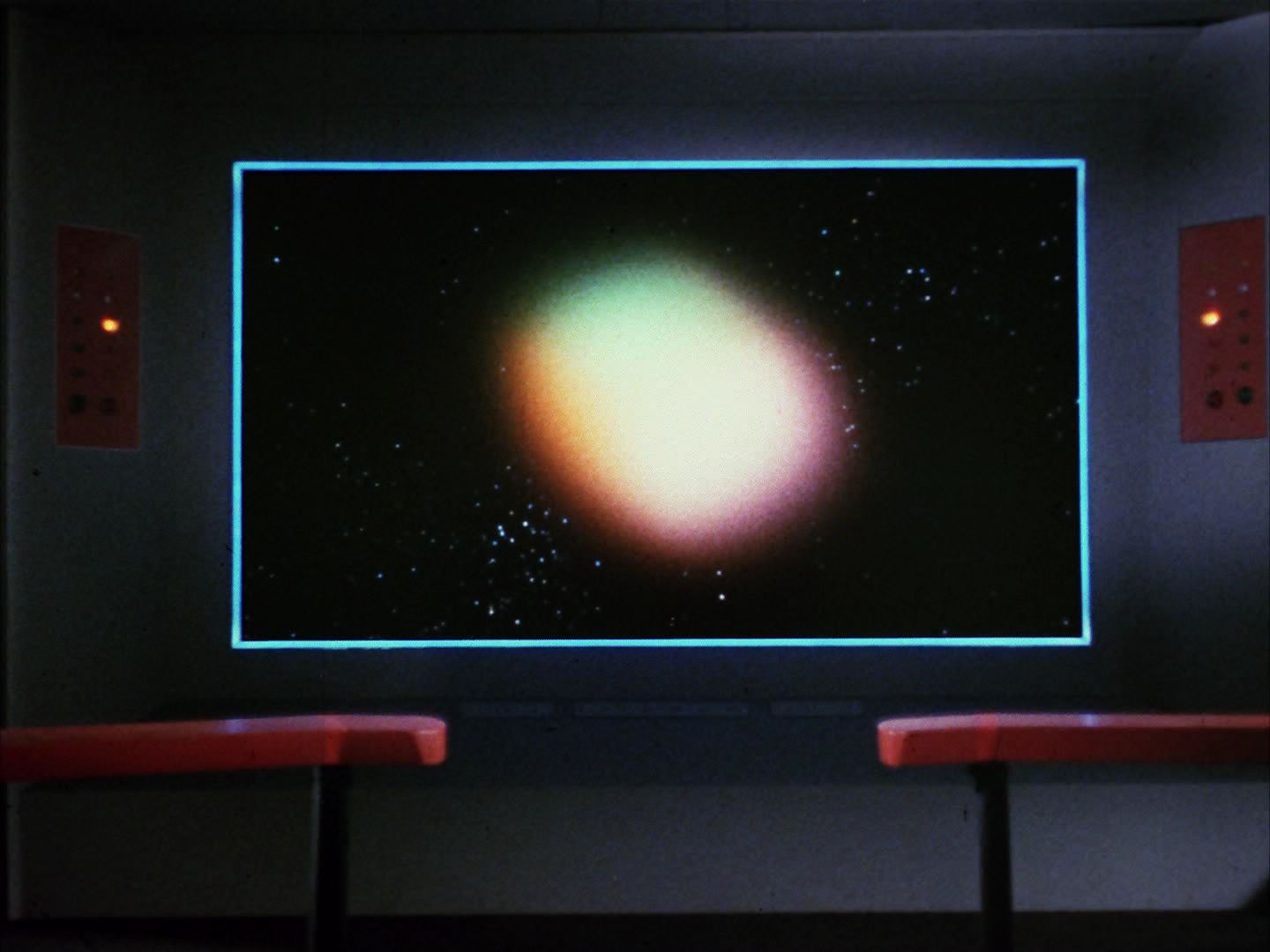 ariane179254_StarTrek_1x10_TheCorbomiteManouver_0811.jpg