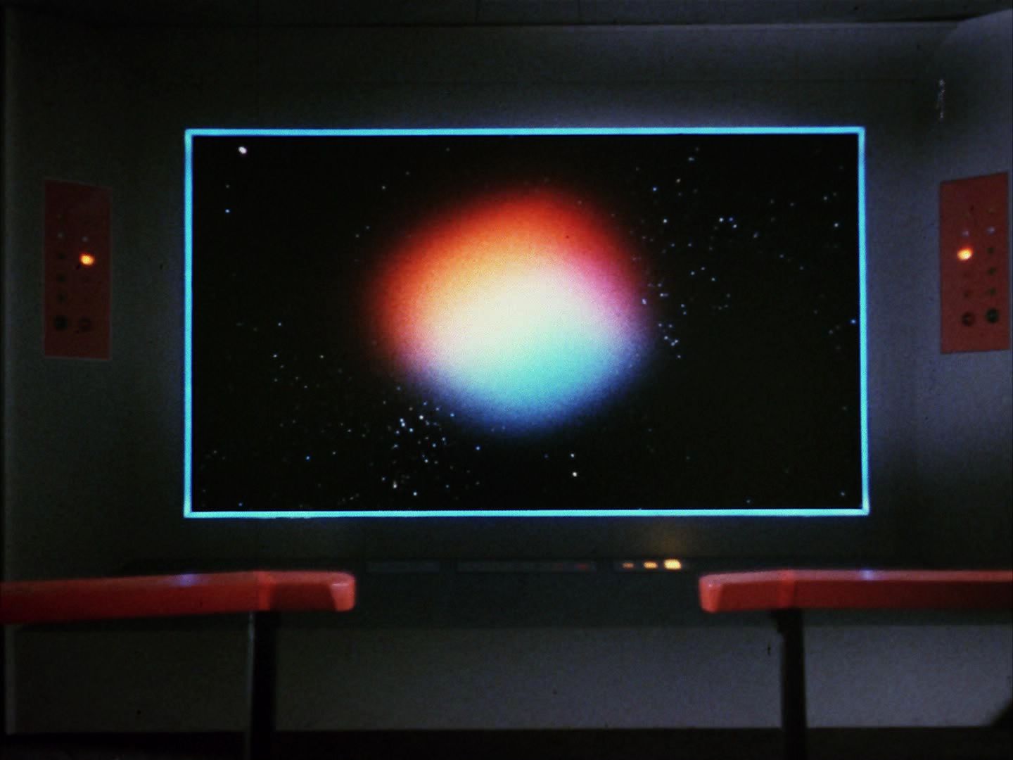 ariane179254_StarTrek_1x10_TheCorbomiteManouver_0813.jpg