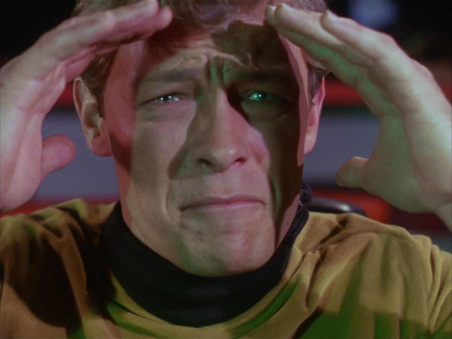 ariane179254_StarTrek_1x10_TheCorbomiteManouver_0831.jpg