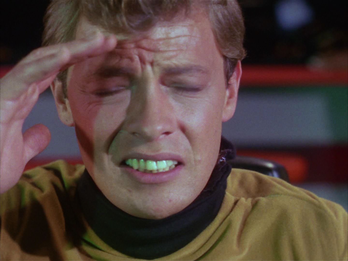 ariane179254_StarTrek_1x10_TheCorbomiteManouver_0835.jpg