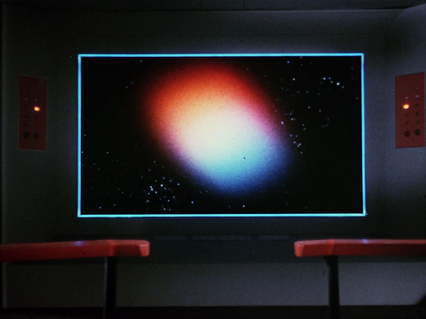 ariane179254_StarTrek_1x10_TheCorbomiteManouver_0850.jpg
