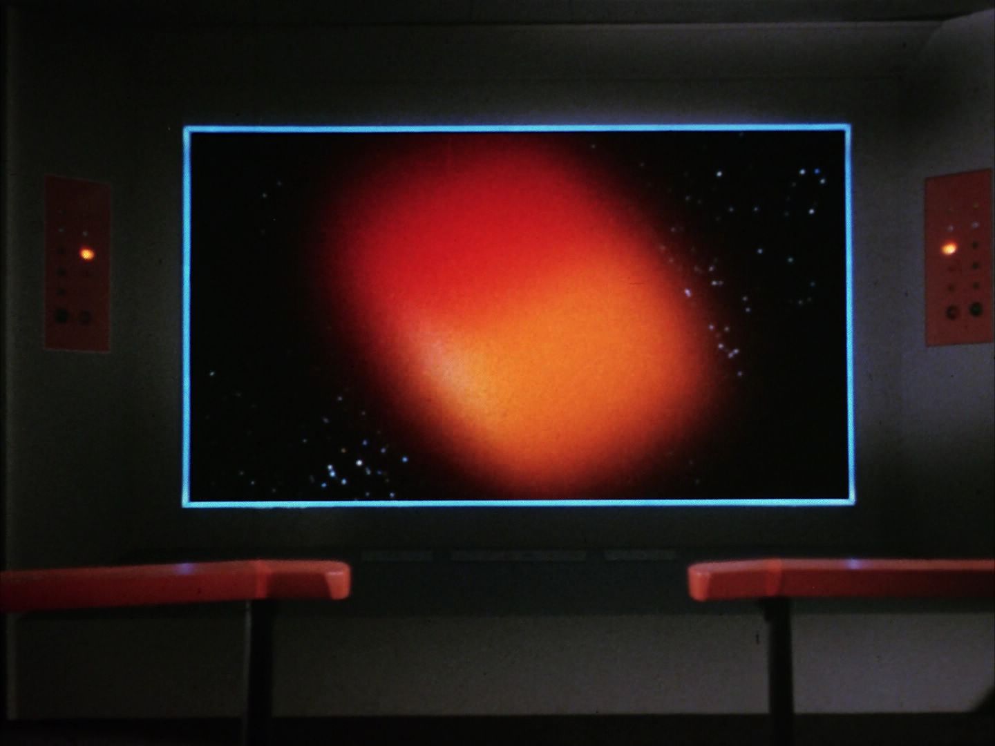 ariane179254_StarTrek_1x10_TheCorbomiteManouver_0876.jpg