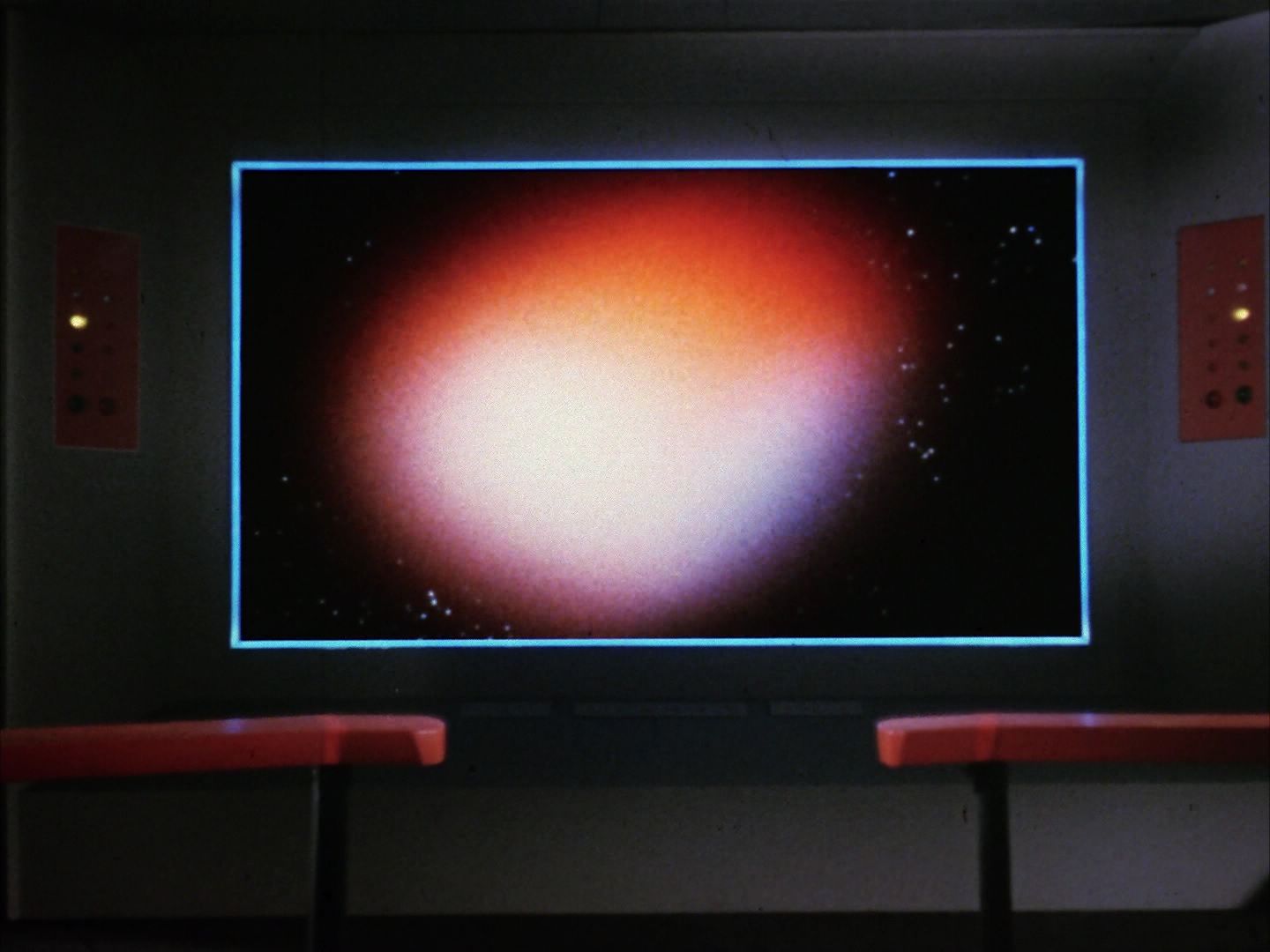 ariane179254_StarTrek_1x10_TheCorbomiteManouver_0879.jpg
