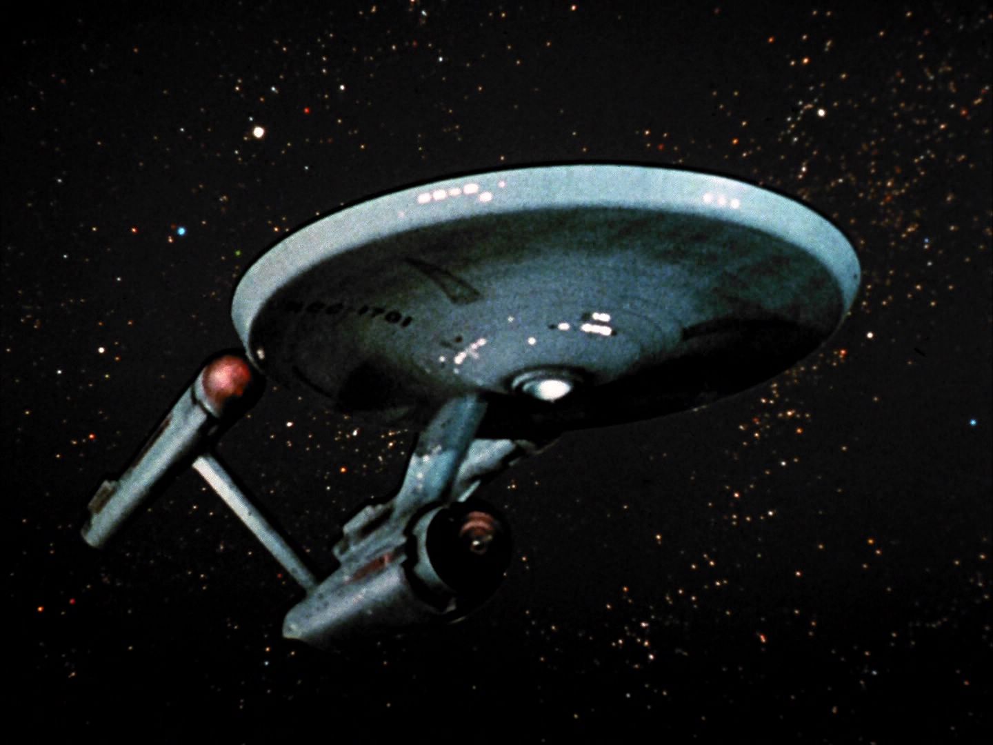 ariane179254_StarTrek_1x10_TheCorbomiteManouver_0908.jpg