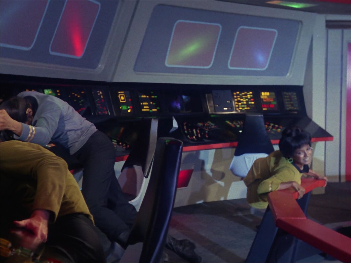 ariane179254_StarTrek_1x10_TheCorbomiteManouver_0918.jpg