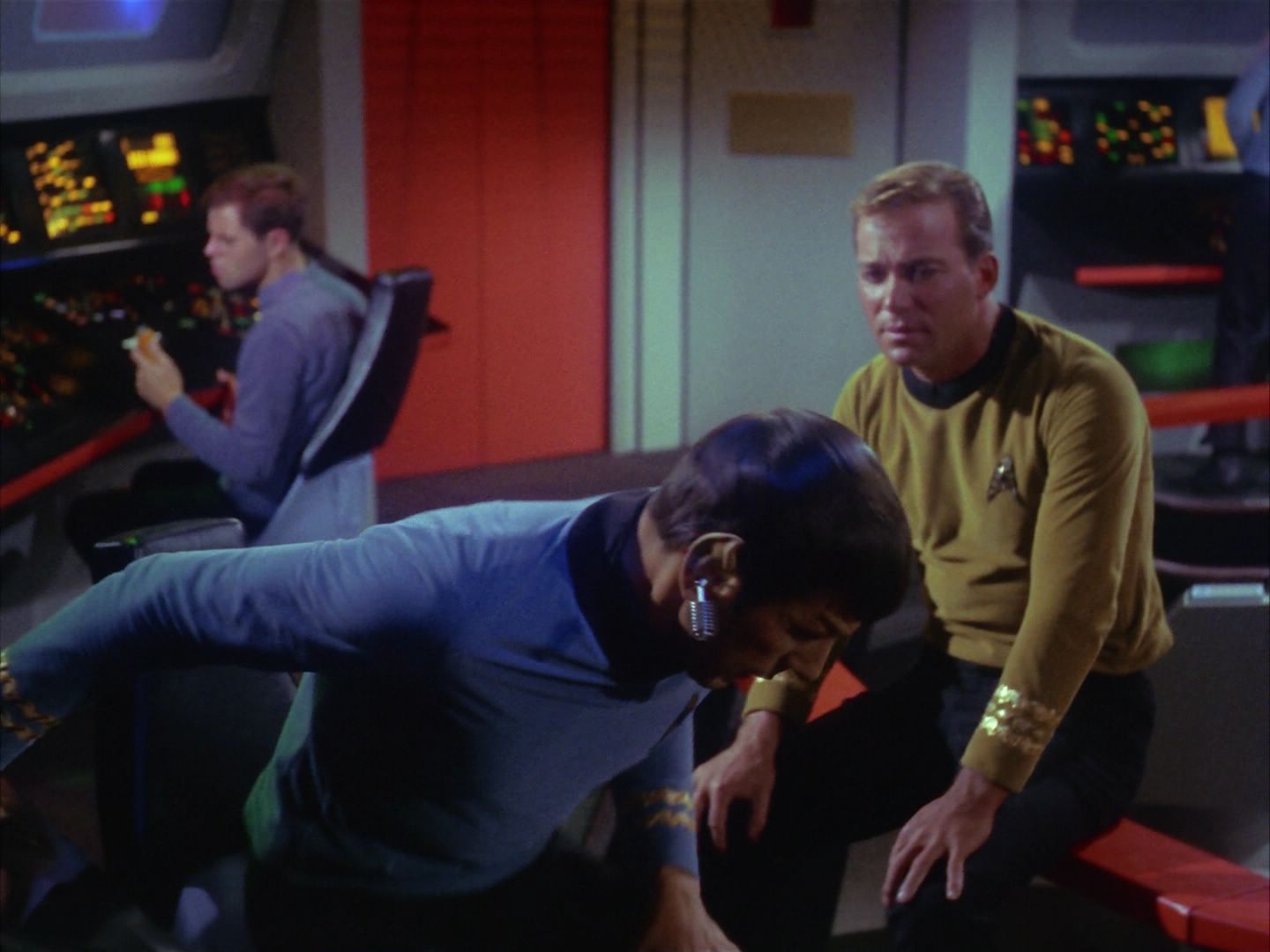 ariane179254_StarTrek_1x10_TheCorbomiteManouver_0963.jpg