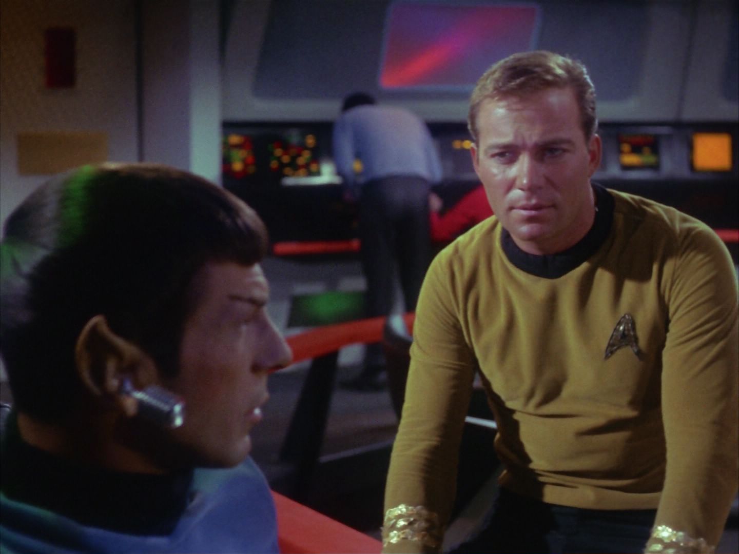 ariane179254_StarTrek_1x10_TheCorbomiteManouver_0968.jpg