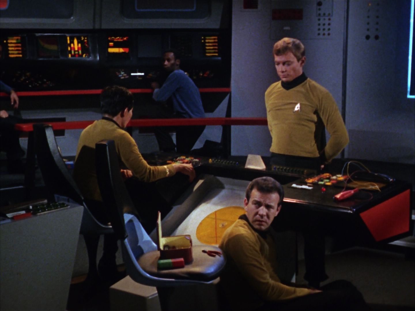 ariane179254_StarTrek_1x10_TheCorbomiteManouver_1025.jpg