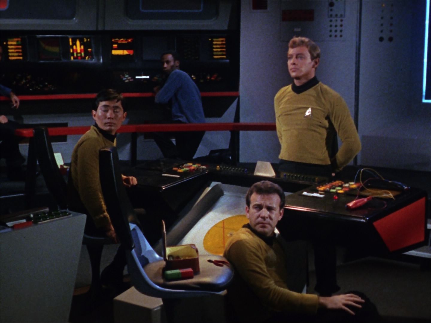 ariane179254_StarTrek_1x10_TheCorbomiteManouver_1027.jpg