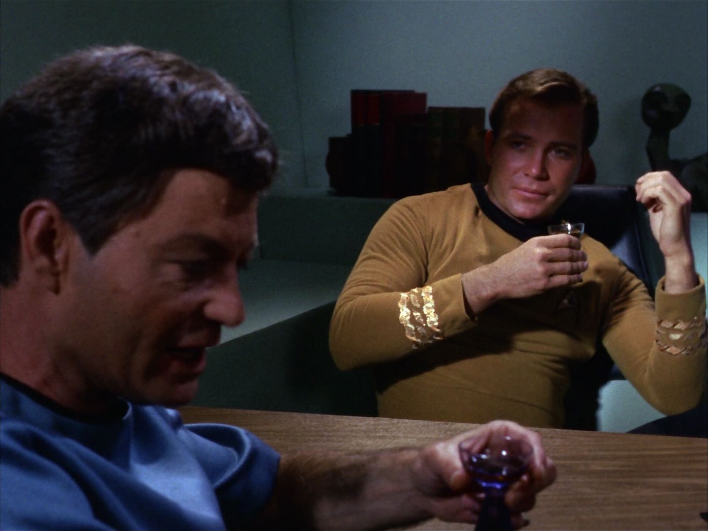 ariane179254_StarTrek_1x10_TheCorbomiteManouver_1135.jpg