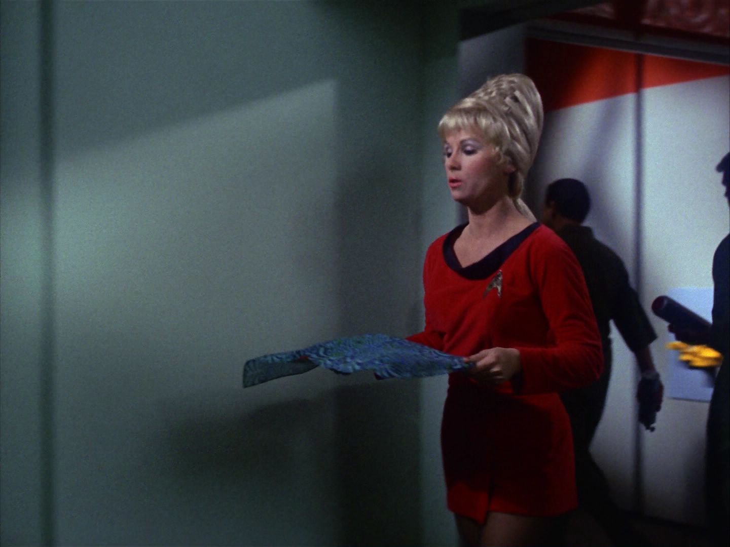 ariane179254_StarTrek_1x10_TheCorbomiteManouver_1166.jpg