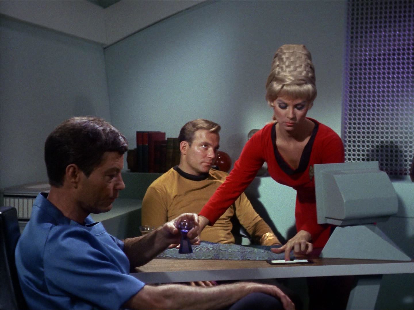 ariane179254_StarTrek_1x10_TheCorbomiteManouver_1173.jpg