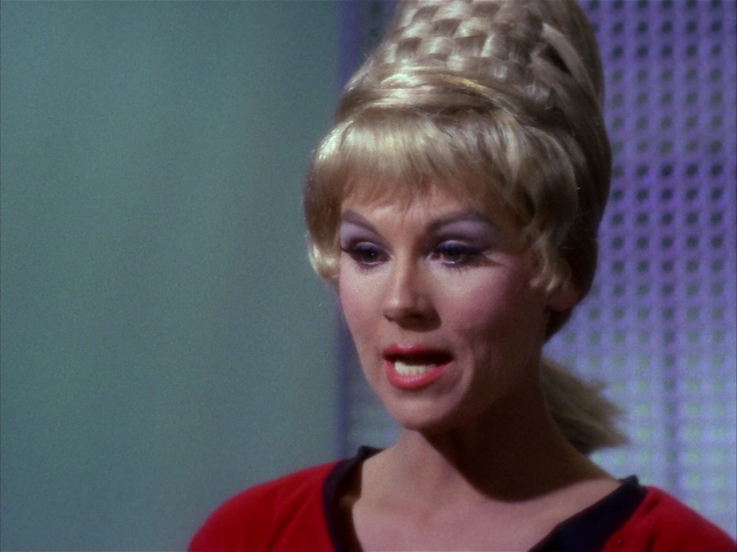 ariane179254_StarTrek_1x10_TheCorbomiteManouver_1181.jpg