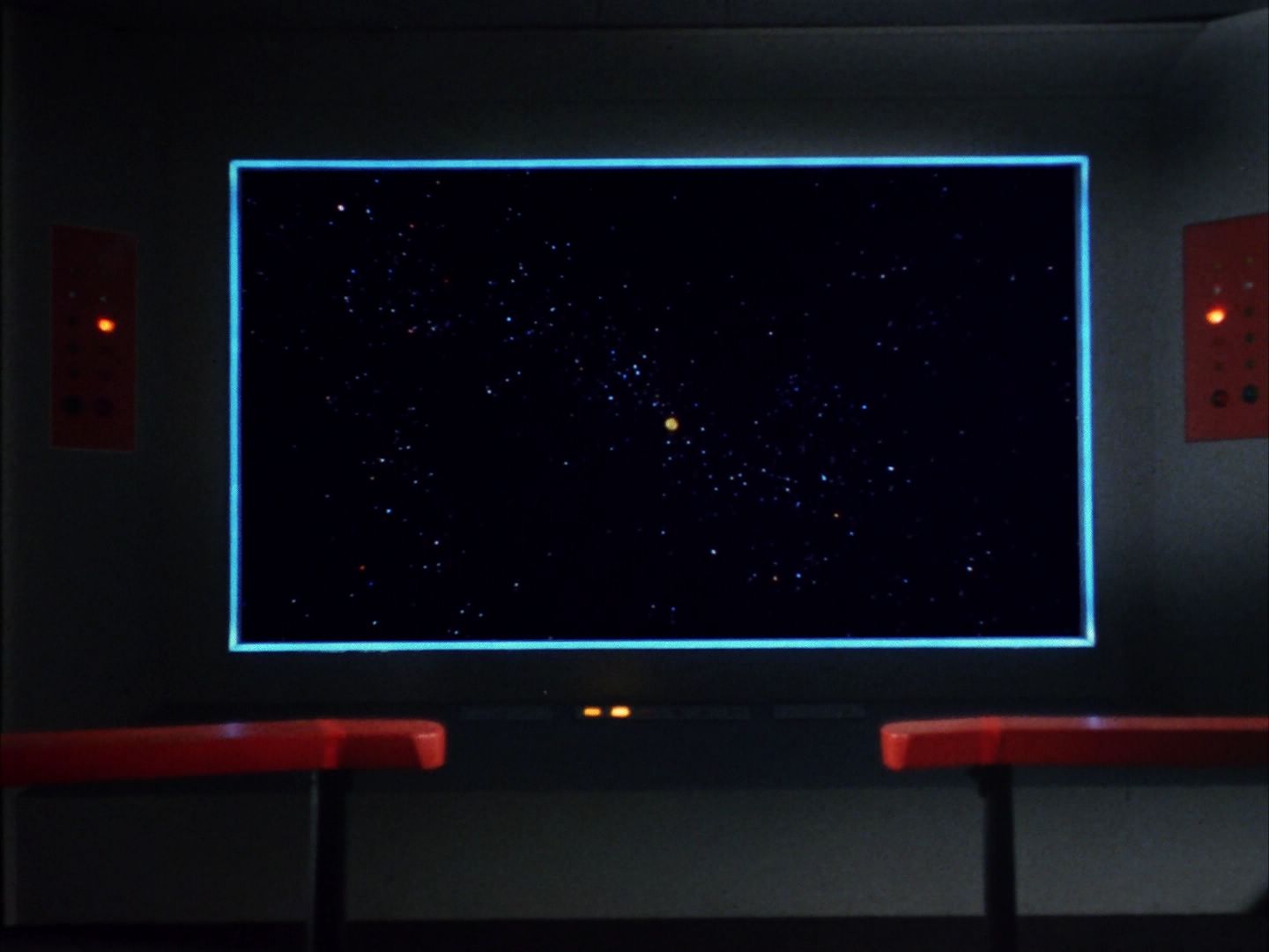 ariane179254_StarTrek_1x10_TheCorbomiteManouver_1284.jpg