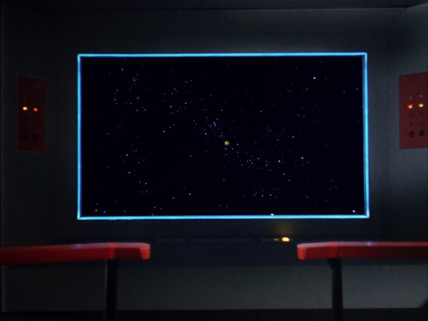 ariane179254_StarTrek_1x10_TheCorbomiteManouver_1286.jpg