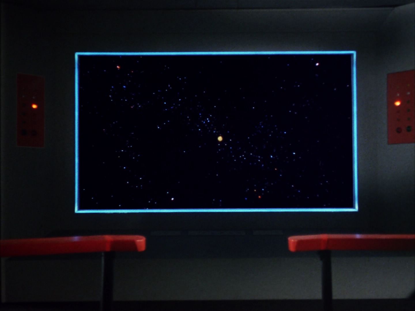 ariane179254_StarTrek_1x10_TheCorbomiteManouver_1287.jpg