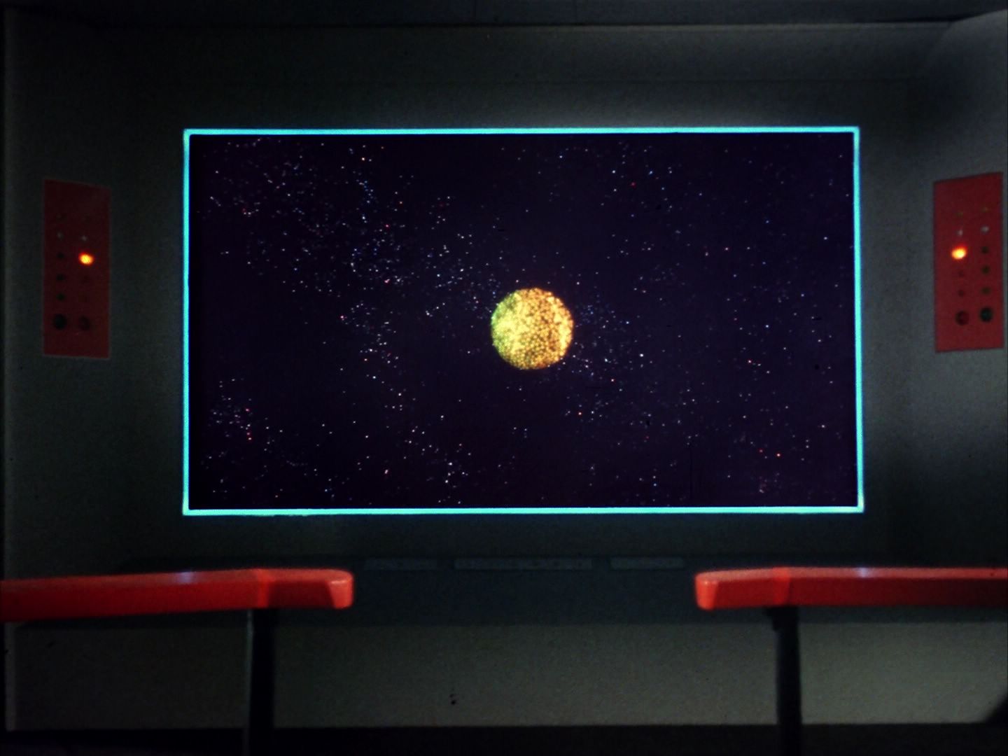 ariane179254_StarTrek_1x10_TheCorbomiteManouver_1319.jpg