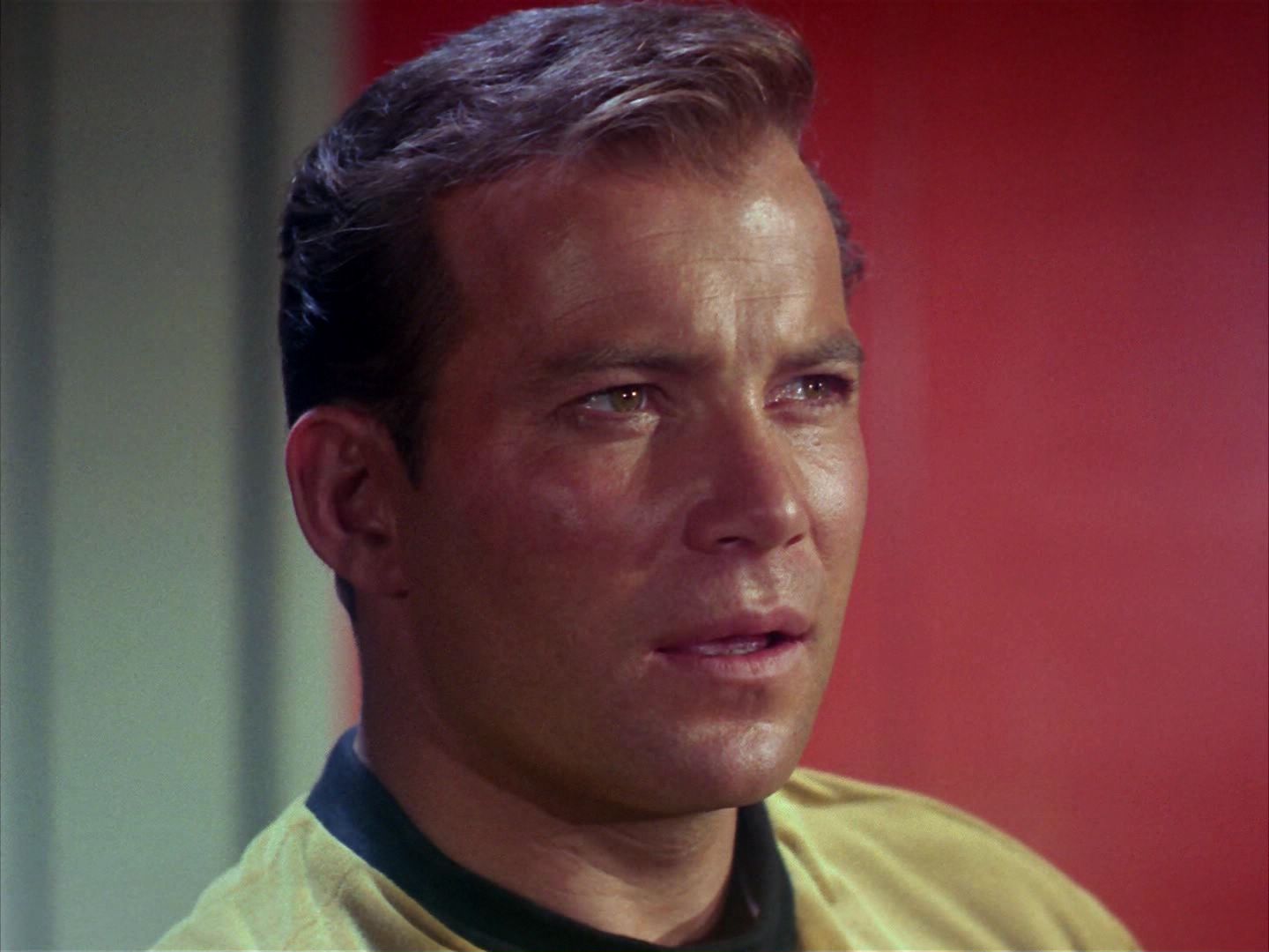 ariane179254_StarTrek_1x10_TheCorbomiteManouver_1429.jpg