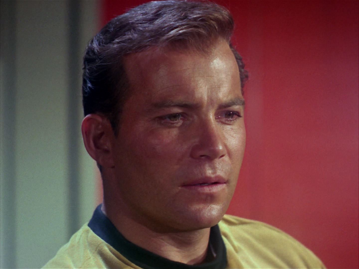 ariane179254_StarTrek_1x10_TheCorbomiteManouver_1431.jpg