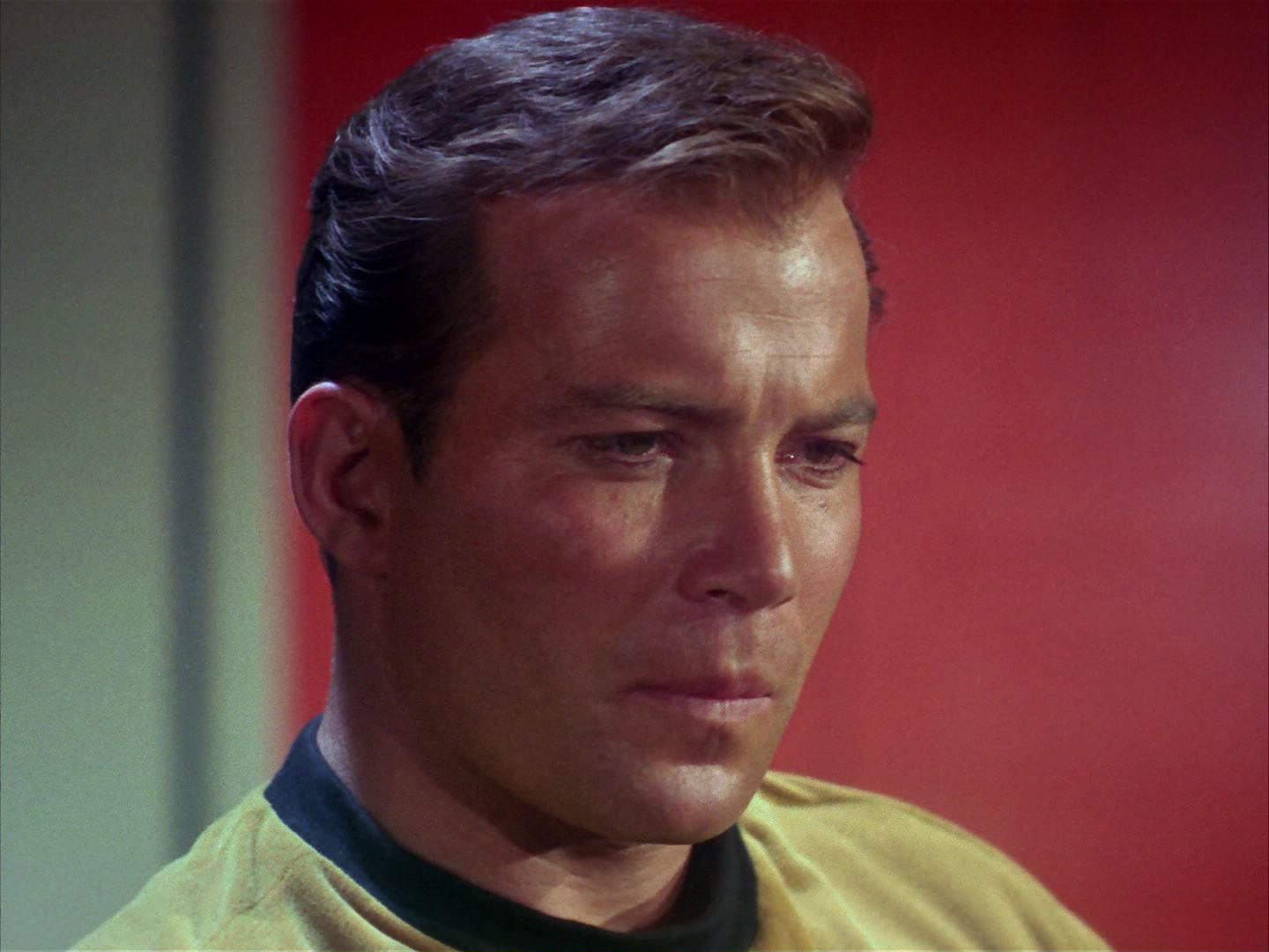 ariane179254_StarTrek_1x10_TheCorbomiteManouver_1480.jpg