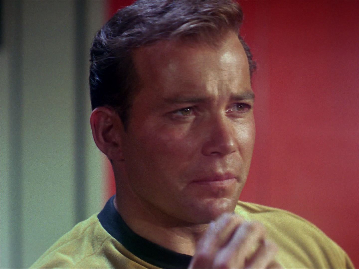 ariane179254_StarTrek_1x10_TheCorbomiteManouver_1483.jpg