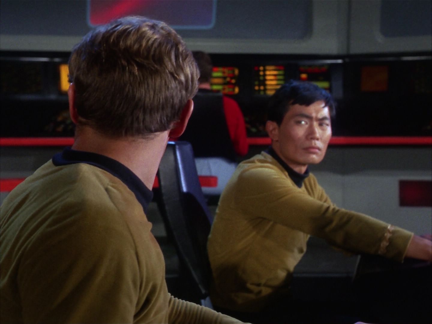 ariane179254_StarTrek_1x10_TheCorbomiteManouver_1522.jpg