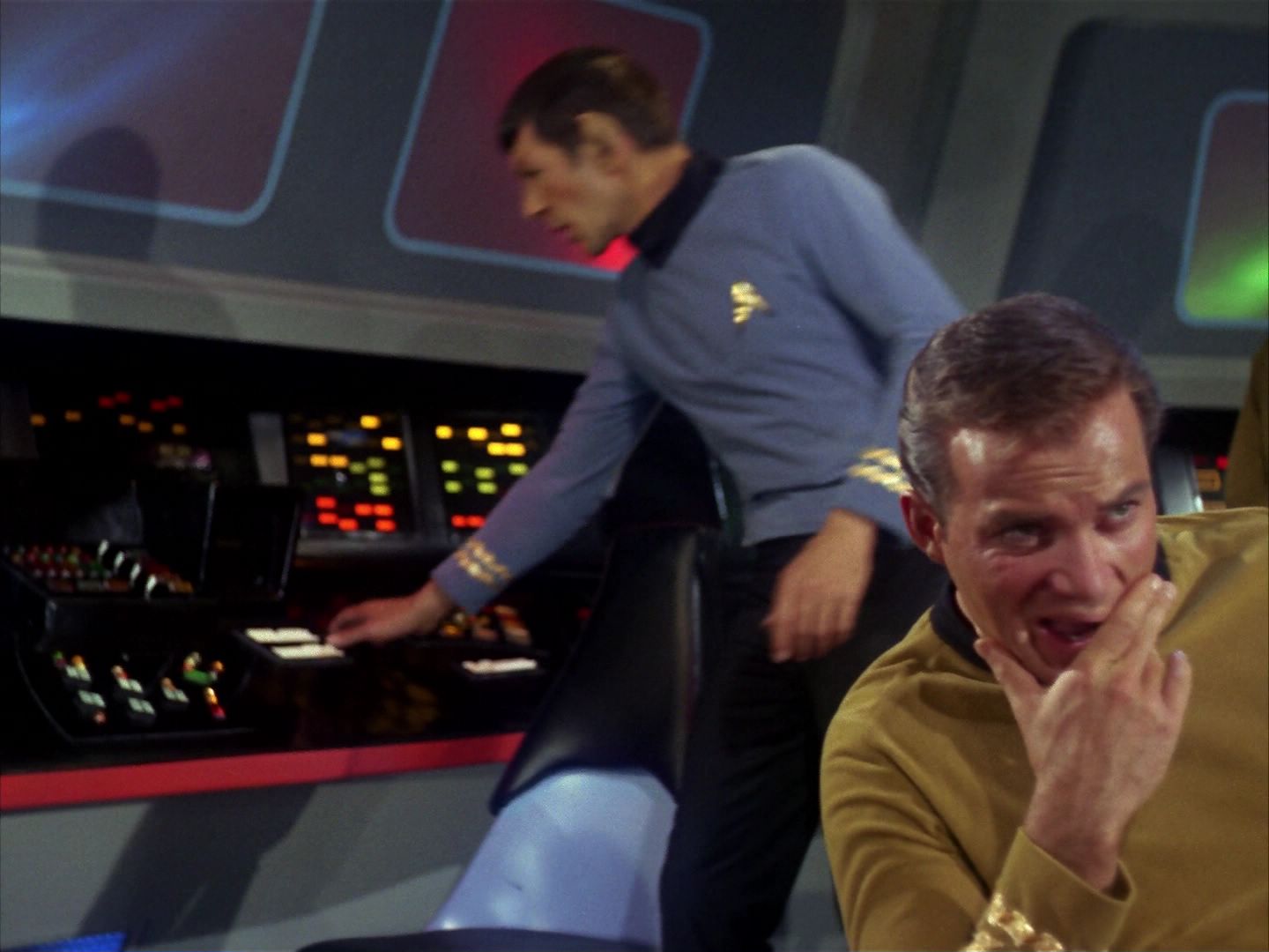 ariane179254_StarTrek_1x10_TheCorbomiteManouver_1536.jpg