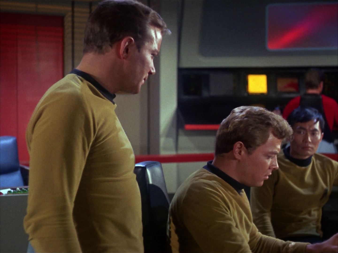 ariane179254_StarTrek_1x10_TheCorbomiteManouver_1563.jpg