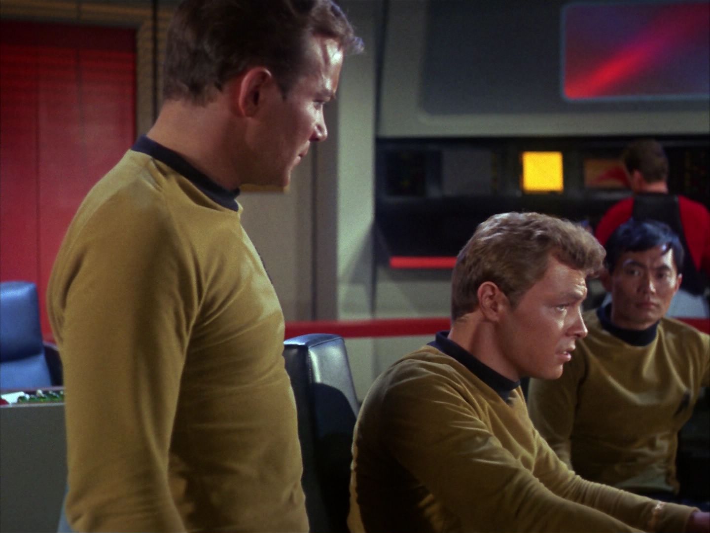 ariane179254_StarTrek_1x10_TheCorbomiteManouver_1566.jpg