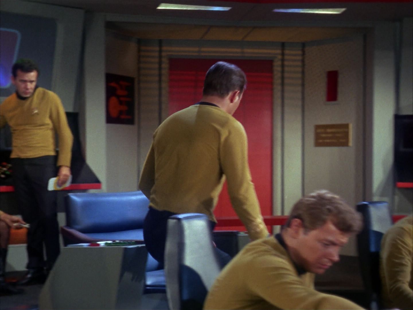 ariane179254_StarTrek_1x10_TheCorbomiteManouver_1640.jpg