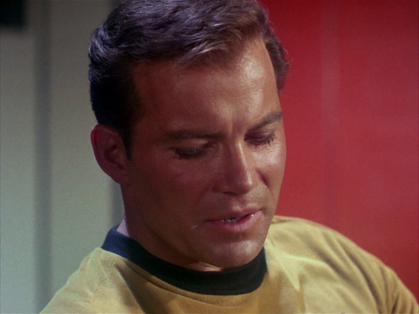 ariane179254_StarTrek_1x10_TheCorbomiteManouver_1684.jpg