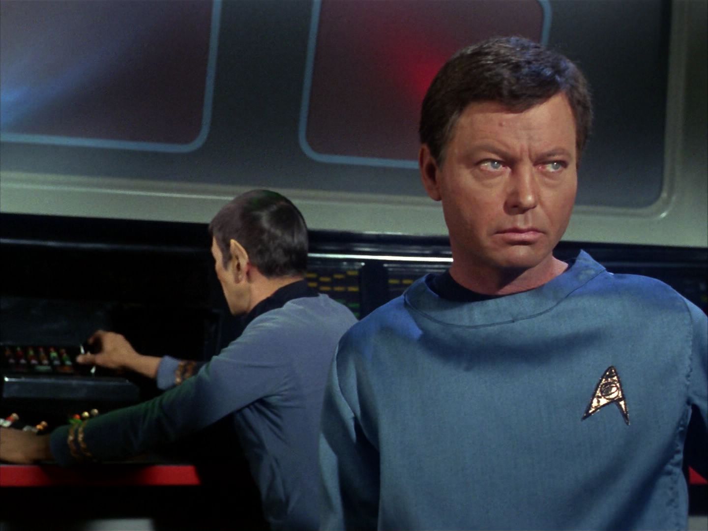 ariane179254_StarTrek_1x10_TheCorbomiteManouver_1745.jpg