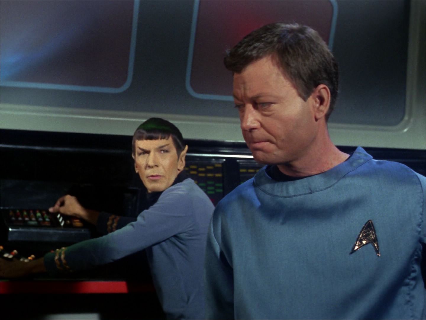ariane179254_StarTrek_1x10_TheCorbomiteManouver_1748.jpg